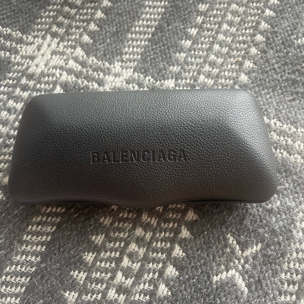 Balenciaga 57 mm butterfly sunglasses